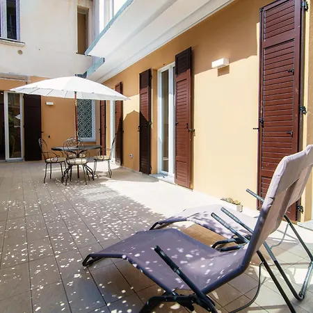 Apartament Diaz 67 Secret Terrace - The House Of Travelers *